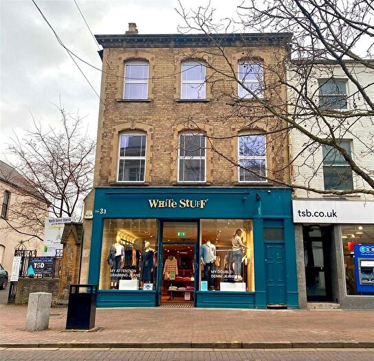 2 Bedroom Flat To Rent In North Street, Taunton, TA1