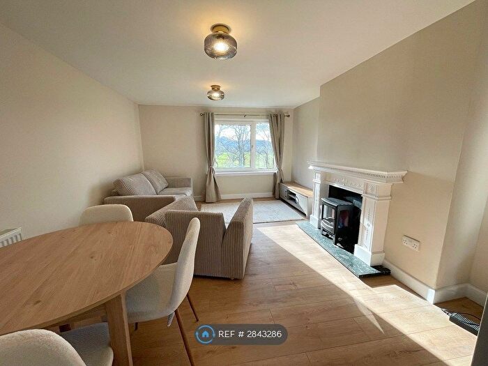 2 Bedroom Flat To Rent In Christian Grove, Edinburgh, EH15