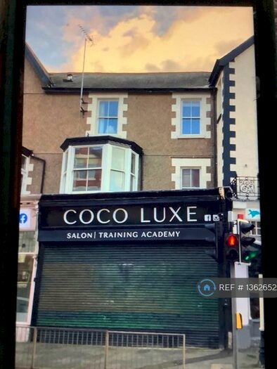 4 Bedroom Maisonette To Rent In Abergele Road, Colwyn Bay, LL29