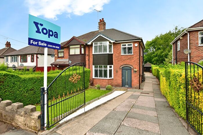 3 Bedroom Semi-Detached House For Sale In Werrington Road, Bucknall, Stoke-On-Trent, ST2