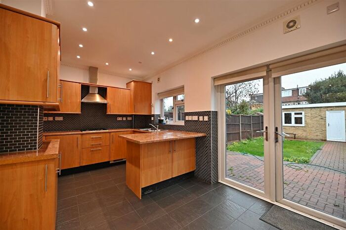 4 Bedroom Property To Rent In Aintree Crescent, Barkingside, IG6