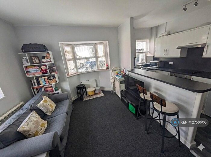 1 Bedroom Flat To Rent In Guildford Road, Brighton, BN1