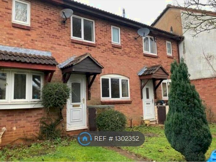 2 Bedroom Terraced House To Rent In Glyndebourne Gardens, Banbury OX16