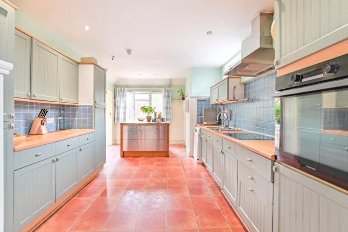 7 Bedroom Detached House For Sale In St Gabriels Road, Mapesbury Estate, London, NW2