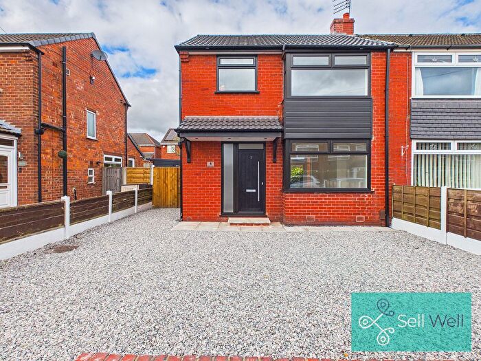 3 Bedroom Semi Detached House For Sale In Carden Avenue, Swinton, Manchester, M27