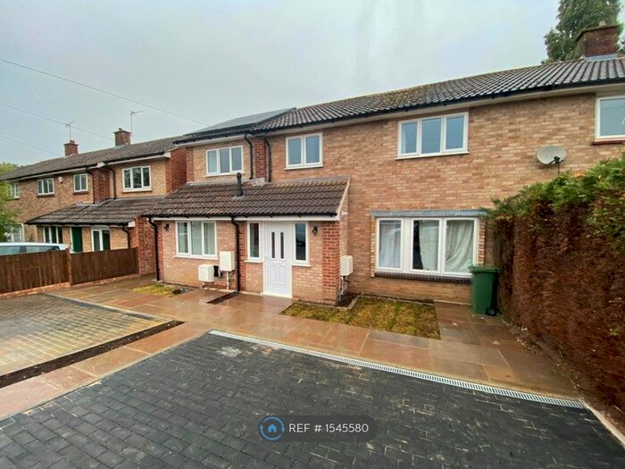 6 Bedroom Semi-Detached House To Rent In Blackwell Avenue, Guildford, GU2