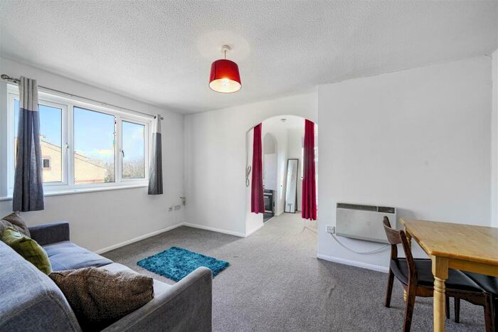 Studio To Rent In Brewery Close, Wembley, HA0