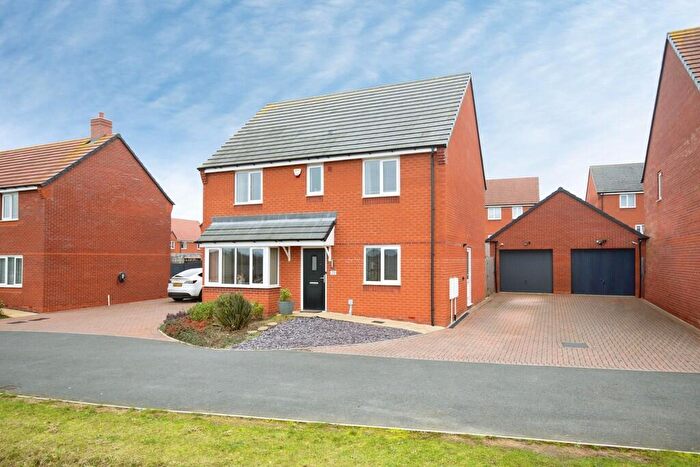 4 Bedroom Detached House For Sale In Fieldon Drive, Grendon, CV9