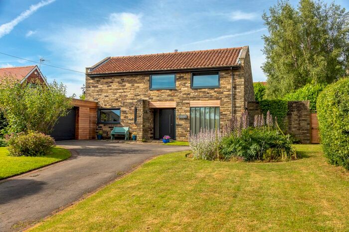4 Bedroom Detached House For Sale In Garman Carr Lane, Wistow, Selby, YO8
