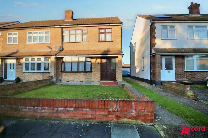 3 Bedroom Semi-Detached House To Rent In Epping Close, Romford, RM7
