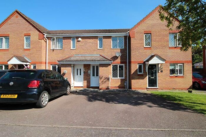 2 Bedroom Terraced House To Rent In Daffodil Drive, Rushden, NN10