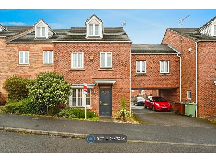 4 Bedroom End Of Terrace House To Rent In Pavior Road, Nottingham, NG5
