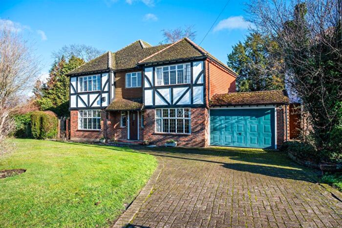 4 Bedroom Detached House For Sale In Pine Hill, Epsom, KT18