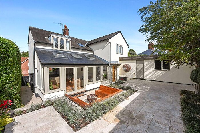 4 Bedroom Detached House For Sale In East Street, Saffron Walden, Essex, CB10