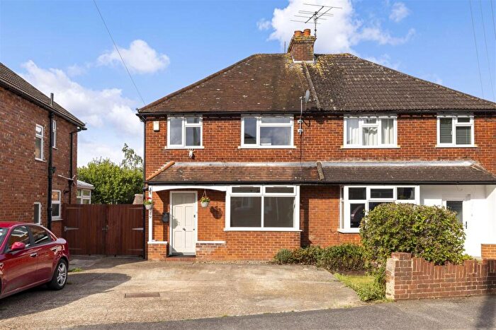 3 Bedroom House To Rent In Whitemore Road, Guildford, GU1