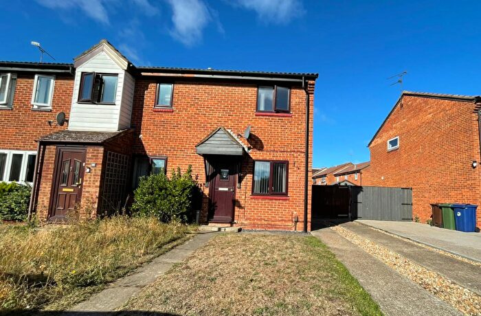 2 Bedroom End Of Terrace House For Sale In Merleburgh Drive, Sittingbourne, ME10