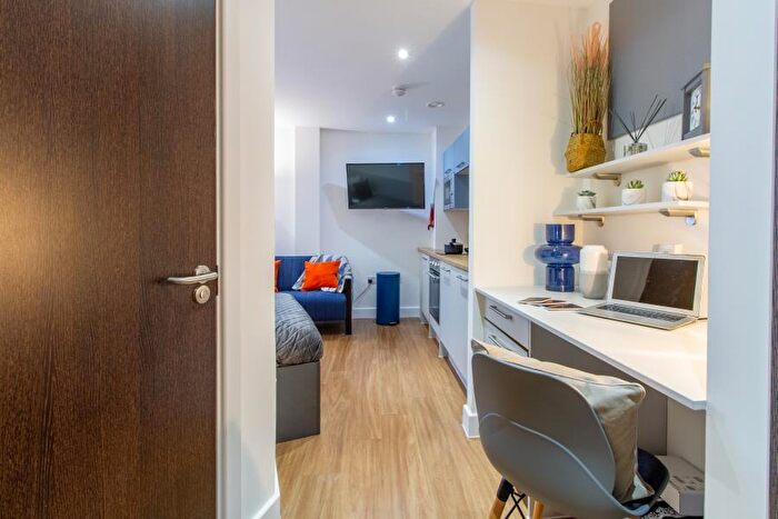 5 Bedroom Apartment To Rent In Orital House, Ilkeston Road, Nottingham, NG7