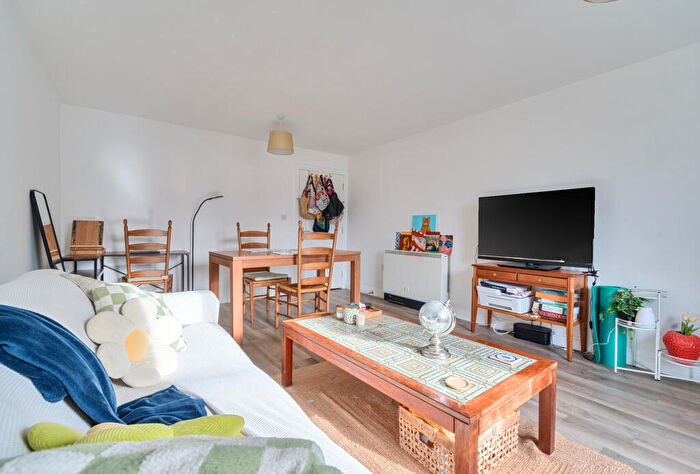 1 Bedroom Apartment For Sale In William Street, Bedminster, Bristol, Somerset, BS3