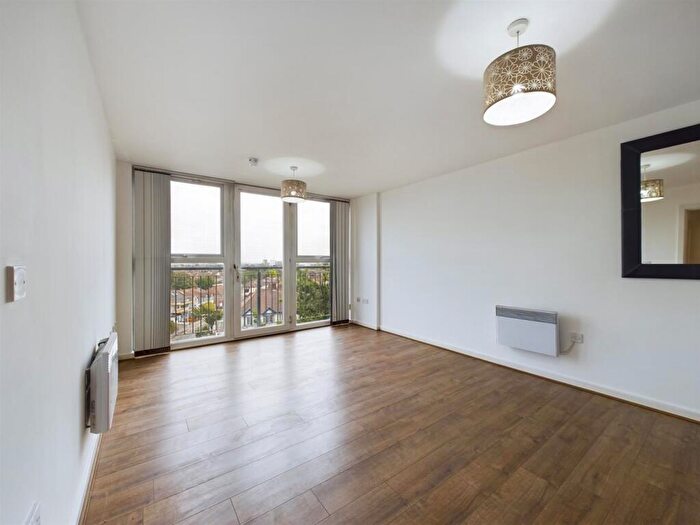 2 Bedroom Apartment To Rent In Memorial Heights, Monarch Way, Ilford, IG2