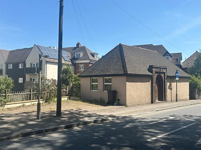 2 Bedroom Detached Bungalow For Sale In Terrace Road, Maidstone, ME16