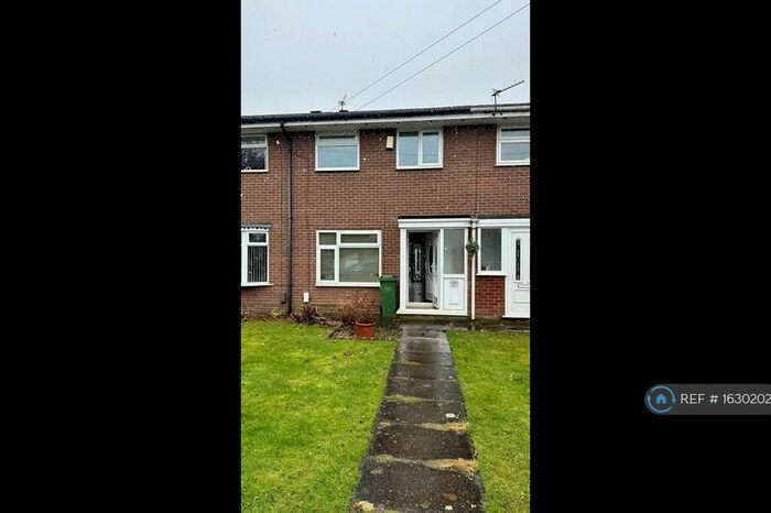 3 Bedroom Terraced House To Rent In Mosedale Close, Manchester, M23