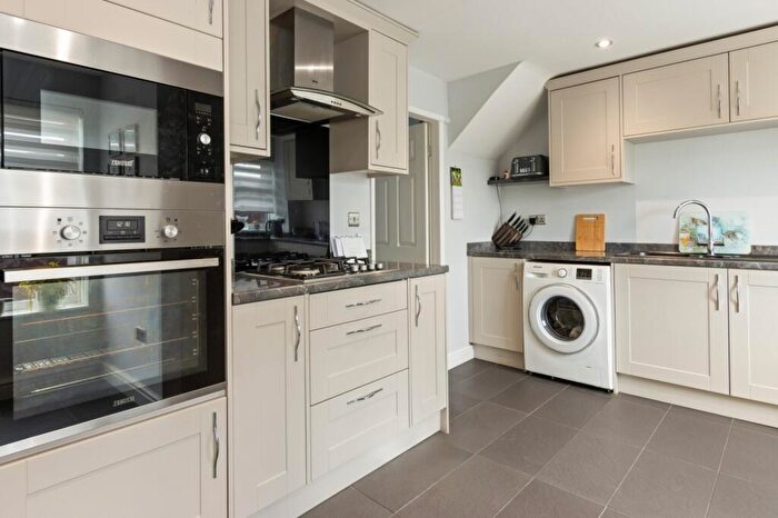 3 Bedroom Terraced House For Sale In Westerdale Way, Grimsby, DN37