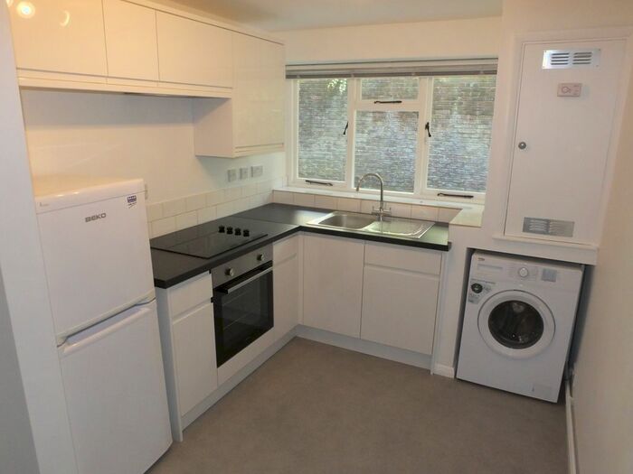 1 Bedroom Flat To Rent In Grange Court, Grange Road, Lewes, BN7