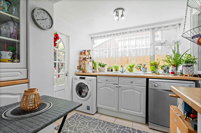 2 Bedroom Semi-Detached House For Sale In Park Road, Coalville, LE67