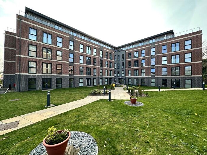 1 Bedroom Apartment To Rent In Flat, Block B Alexandra Park, Willow Road, Leeds, West Yorkshire, B20