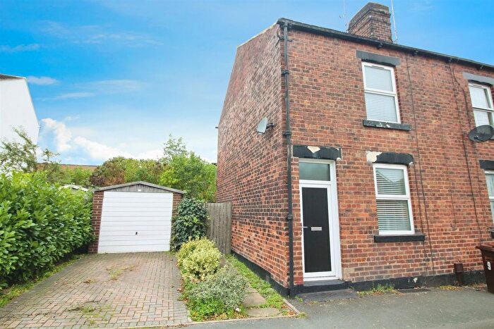 2 Bedroom Semi-Detached House For Sale In Swithens Street, Rothwell, Leeds, LS26