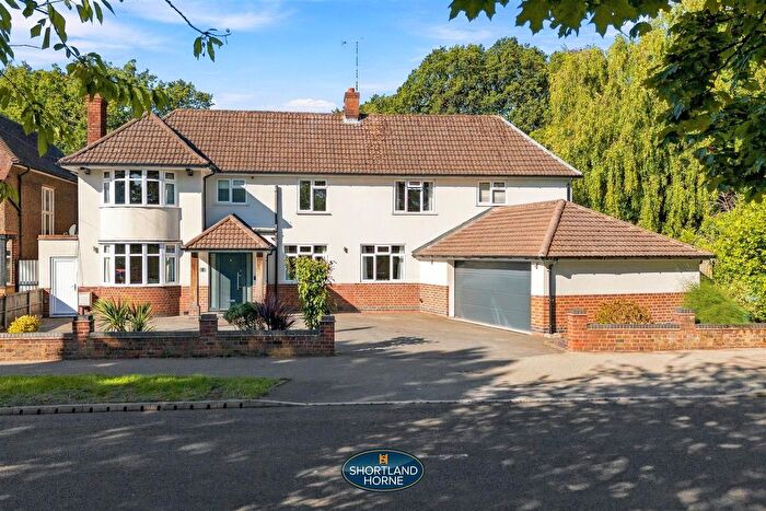 4 Bedroom Detached House For Sale In Leamington Road, Styvechale, Coventry, CV3