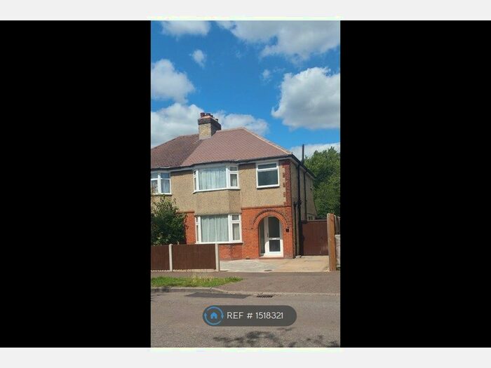 3 Bedroom Semi-Detached House To Rent In Cambridge, Cambridge, CB1