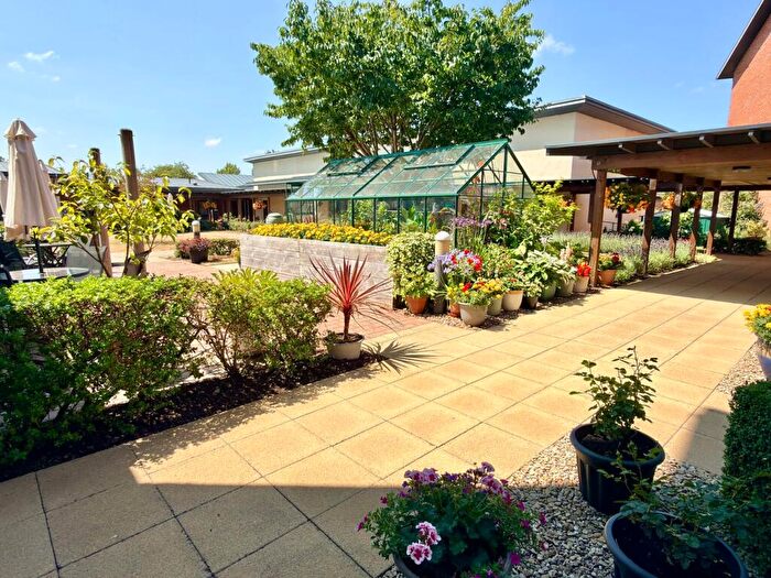 4 Bedroom Retirement Property For Sale In Trafalgar Road, Tewkesbury, GL20