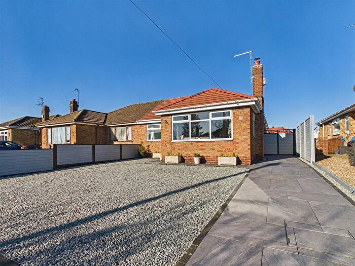 2 Bedroom Semi-Detached Bungalow For Sale In West Hall Garth, South Cave, HU15