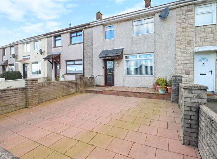 3 Bedroom Terrace House For Sale In Culross Drive, Belfast, BT16