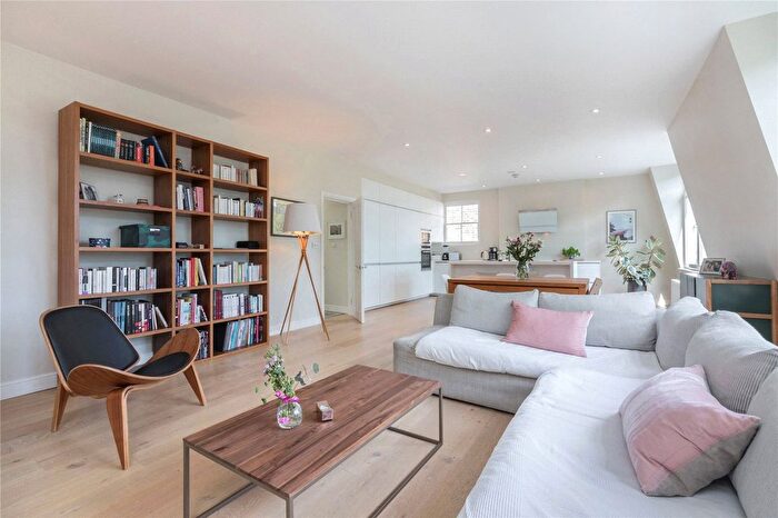 3 Bedroom Flat To Rent In Arkwright Road, Hampstead, NW3
