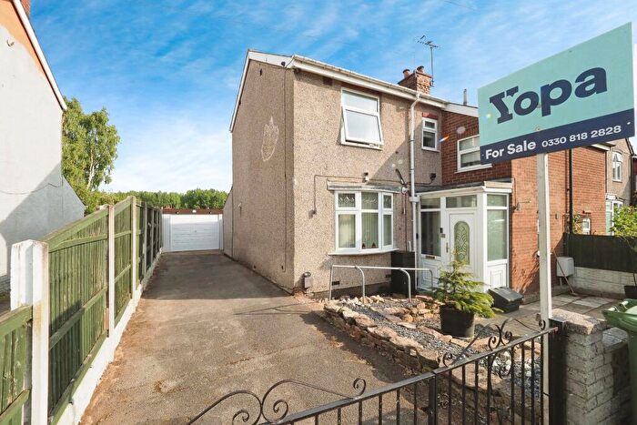 3 Bedroom Semi-Detached House For Sale In Budby Crescent, Mansfield, NG20