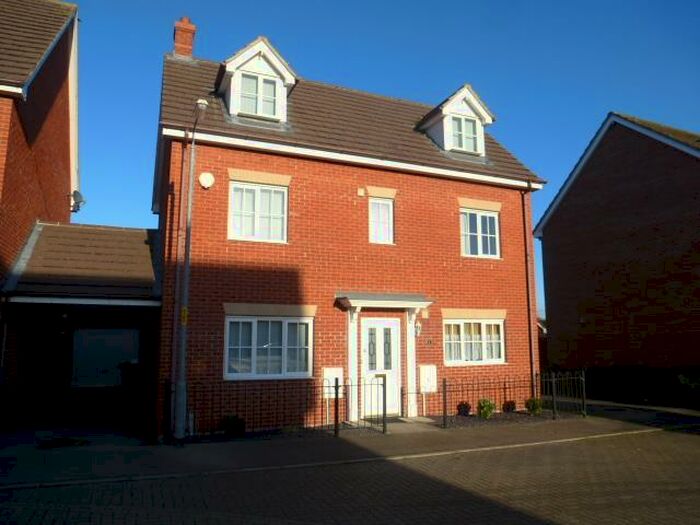 5 Bedroom House To Rent In Richard Easten Road, Thetford, IP24