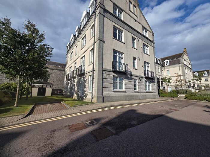 2 Bedroom Flat To Rent In Great Western Road, Aberdeen, AB10