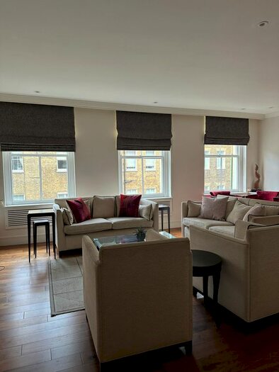 3 Bedroom Flat To Rent In Chester Street, London, SW1X