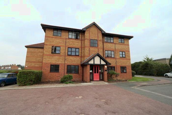 1 Bedroom Studio To Rent In Redwood Grove, Bedford, MK42