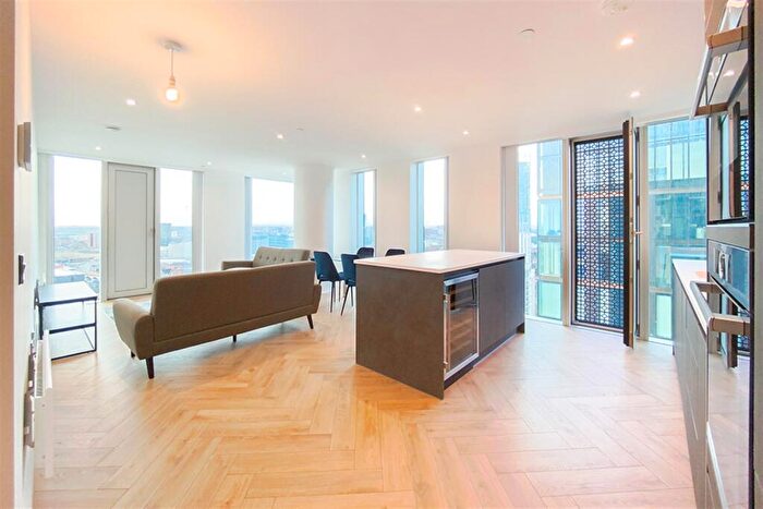 2 Bedroom Apartment To Rent In Elizabeth Tower, M15