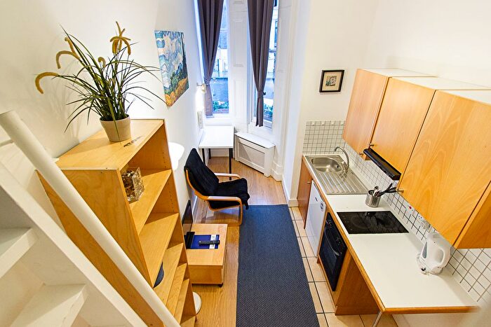 Studio To Rent In Penywern Road, Earl's Court, London, SW5