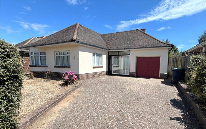 3 Bedroom Bungalow For Sale In Ridgefield Gardens, Highcliffe, Christchurch, Dorset, BH23