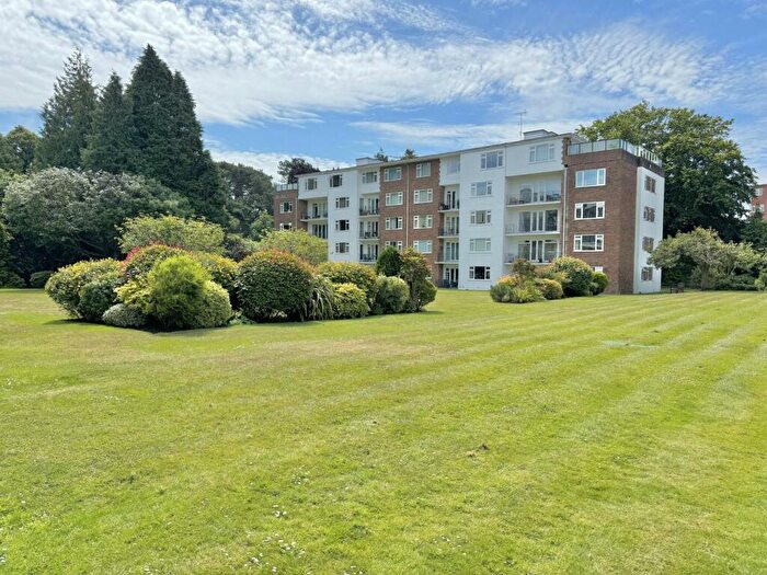 4 Bedroom Flat For Sale In - The Avenue, Branksome Park, Poole, BH13
