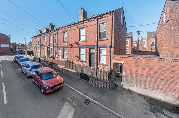 2 Bedroom Terraced House For Sale In Edinburgh Avenue, Leeds, West Yorkshire, LS12