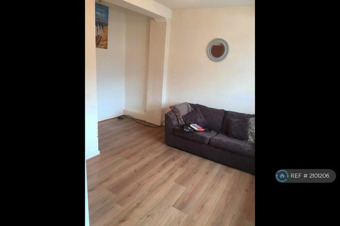 1 Bedroom Flat To Rent In Bridge House Mews, Chesterfield, S40