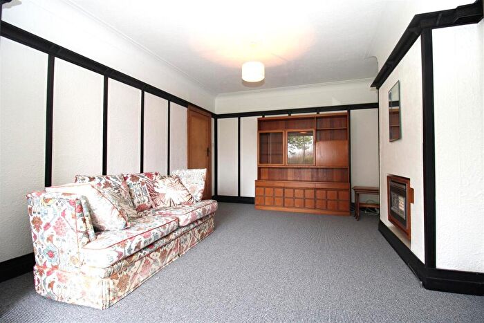 4 Bedroom Semi-Detached House To Rent In Millview Drive, North Shields, NE30