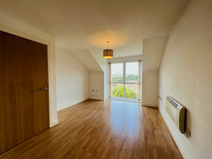 1 Bedroom Flat To Rent In Otley Road, Bradford, BD3