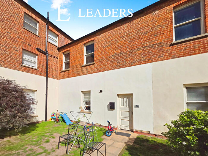 2 Bedroom Flat To Rent In Holbeach House, Orchard Park, Holbeach, PE12